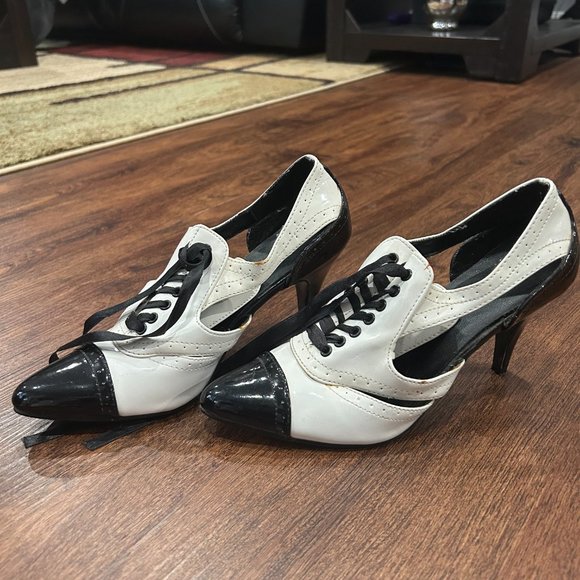 Michael Jackson Memorabilia - Picture 13 of 15